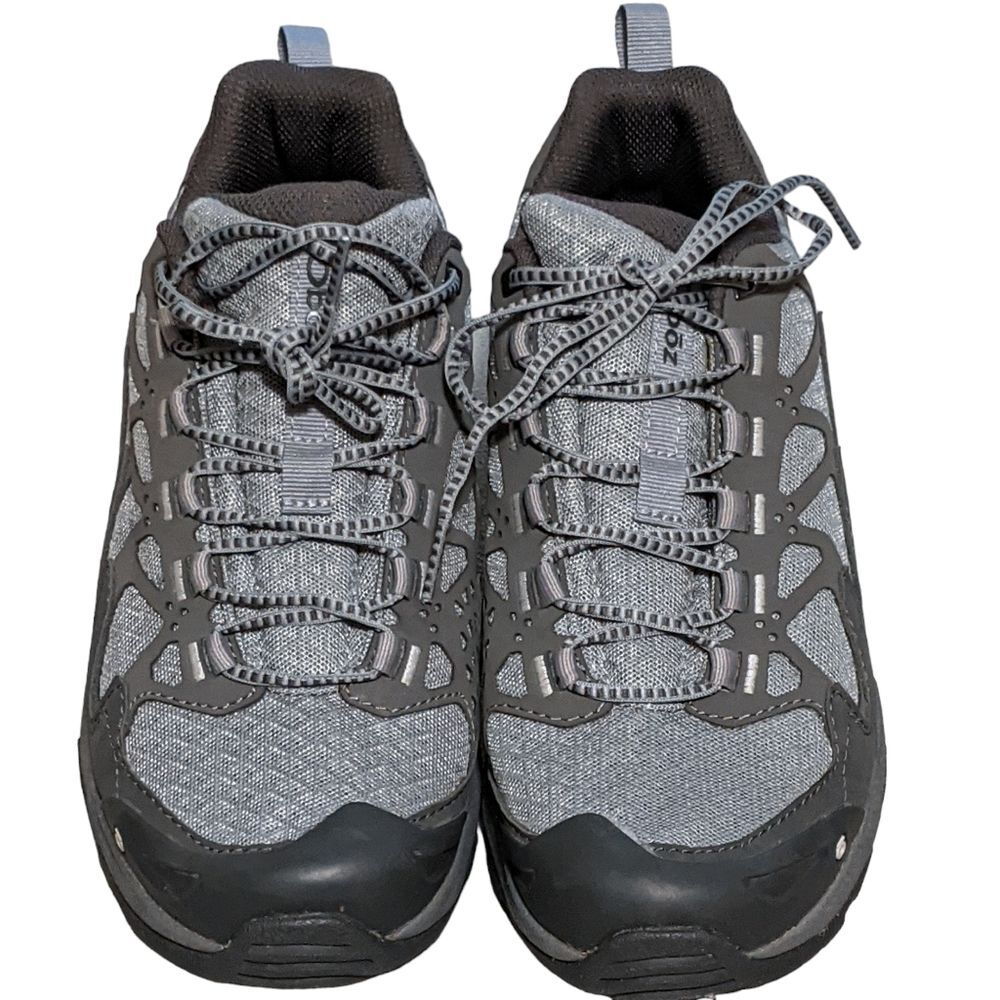 Oboz women's Cirque low top hiking walking boots shoes 7.5 US